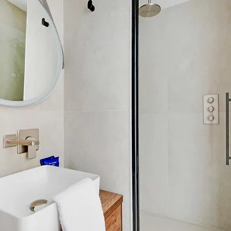 Charming 2p - Place De La Republique Hébergement de vacances *